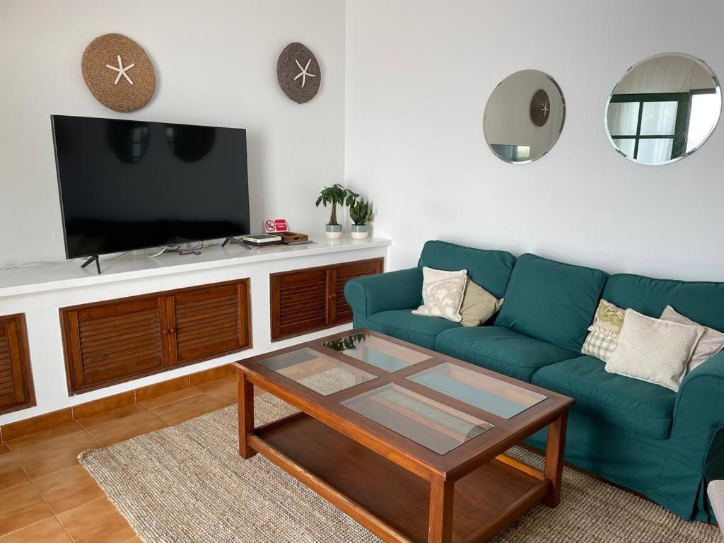 Apartamento Amura En Playa De Las Cucharas Costa Teguise Exterior photo